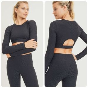 Black Long Sleeve Crop Top